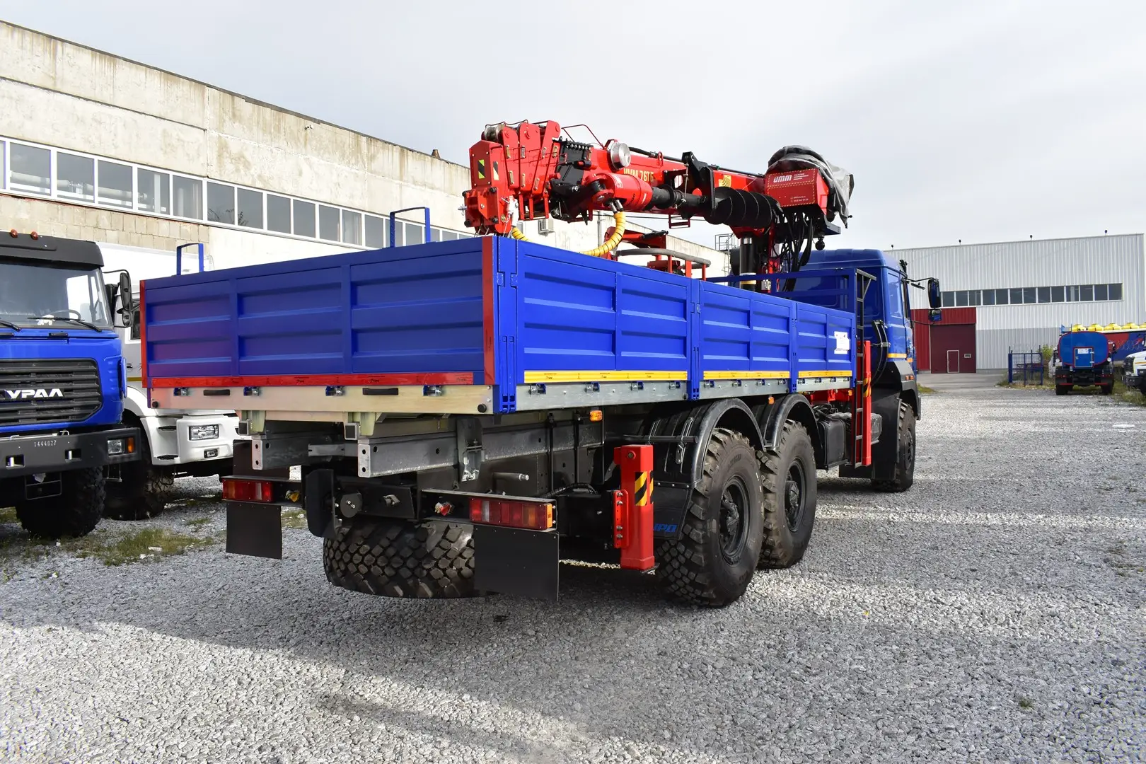 Урал 4320 с КМУ УММаш 76ТБ (буровая навеска)