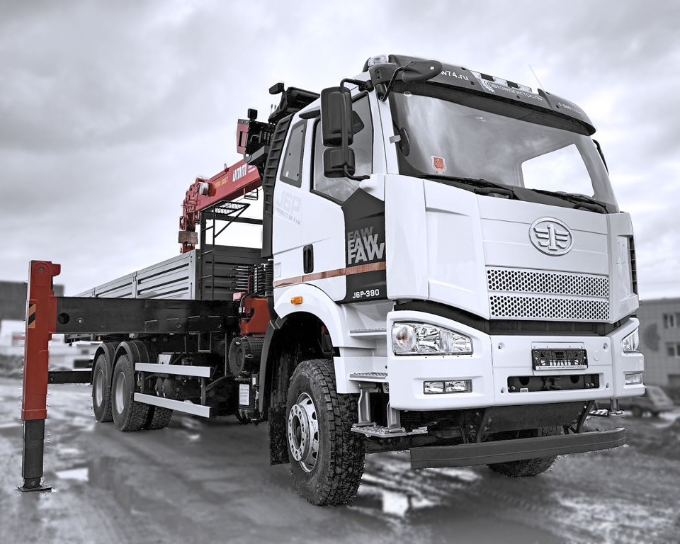 FAW CA 3250 с манипулятором УММаш 806Т