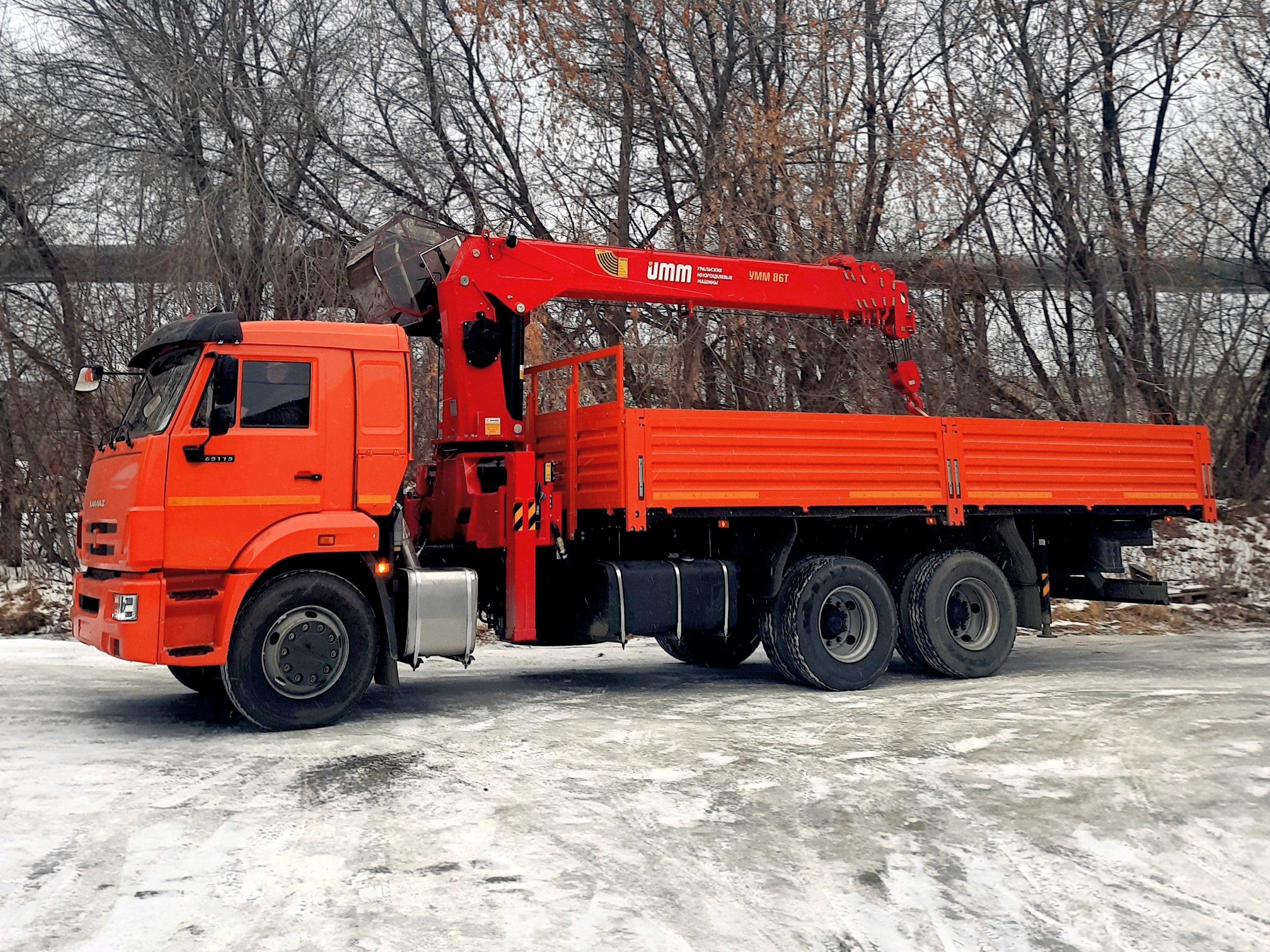 Автомобиль КамАЗ 65115 с КМУ УММ 806Т