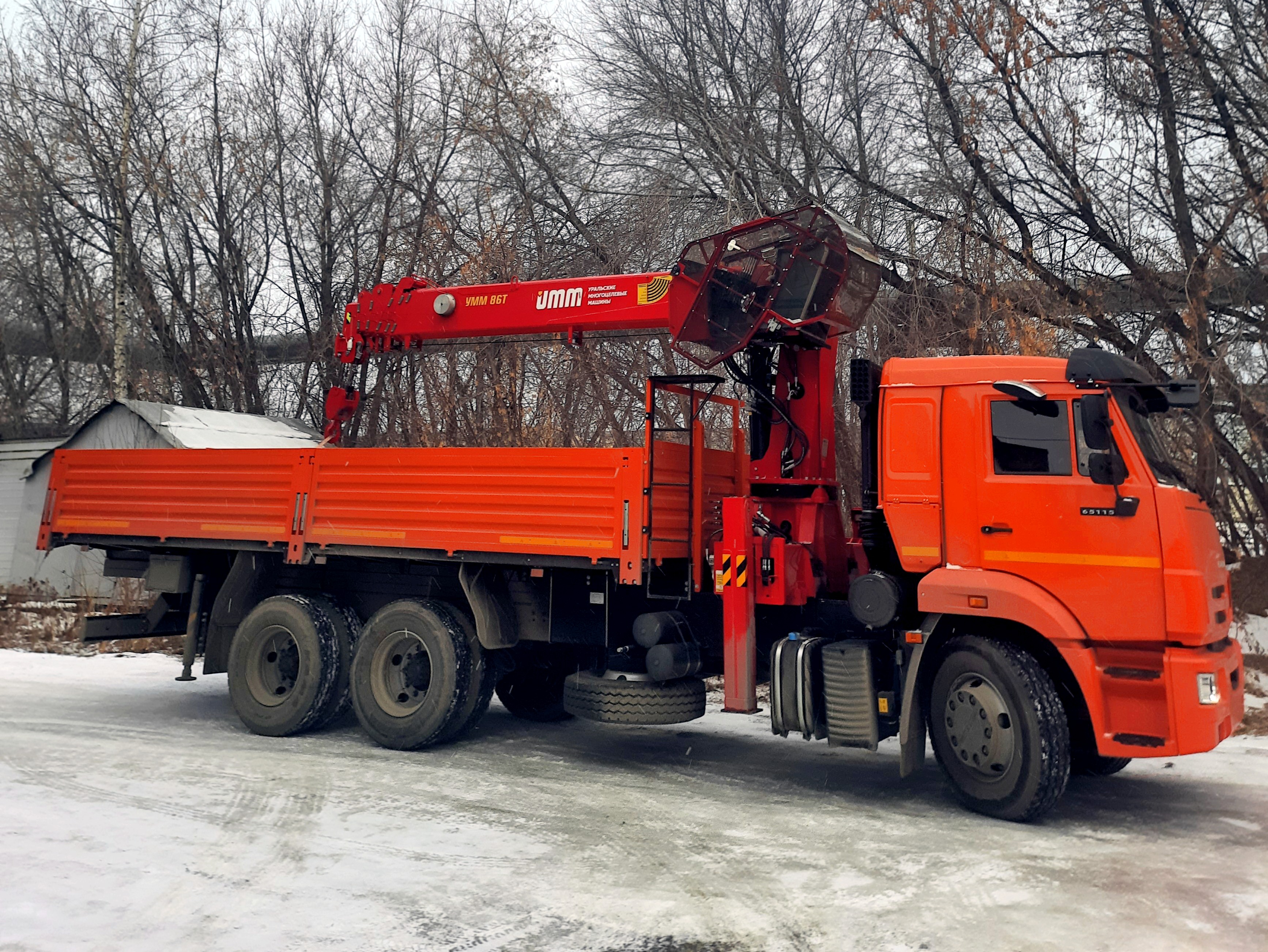 Автомобиль КамАЗ 65115 с КМУ УММ 806Т